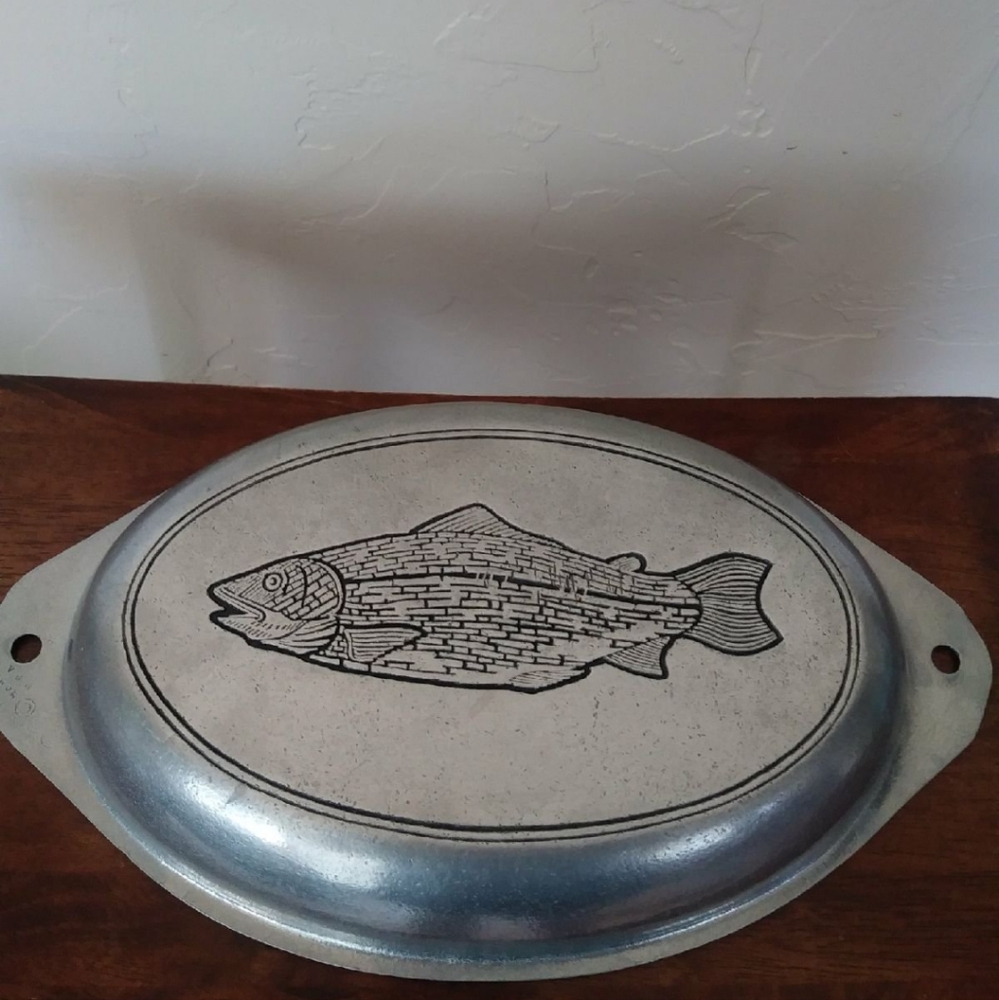 Vintage pewter fish platter, 1970's